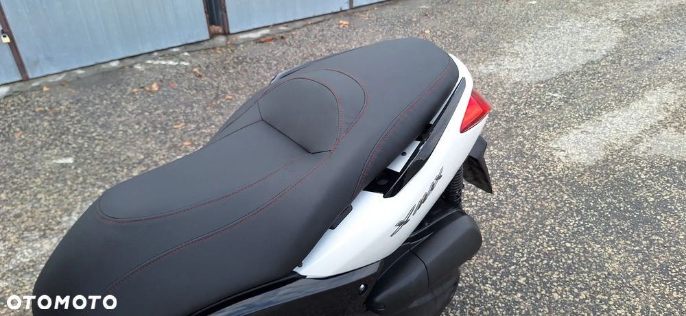 Yamaha X-max - 6