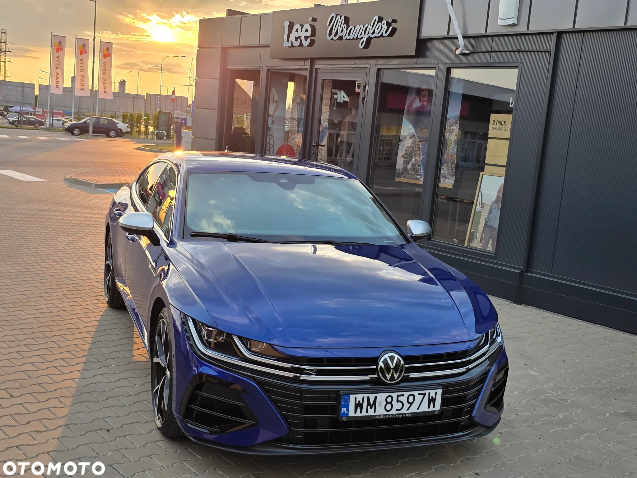 Volkswagen Arteon 2.0 TSI 4Motion R DSG - 3