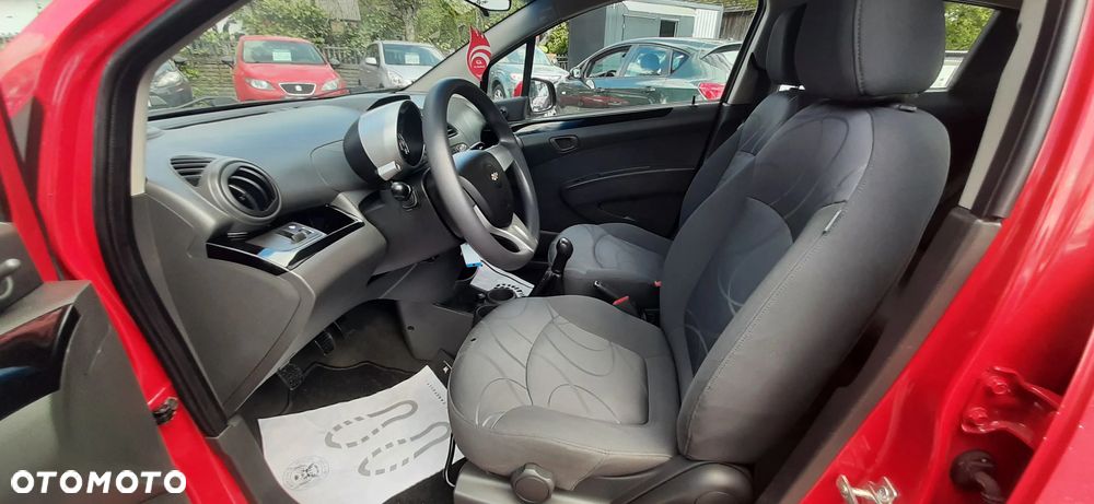 Chevrolet Spark - 30