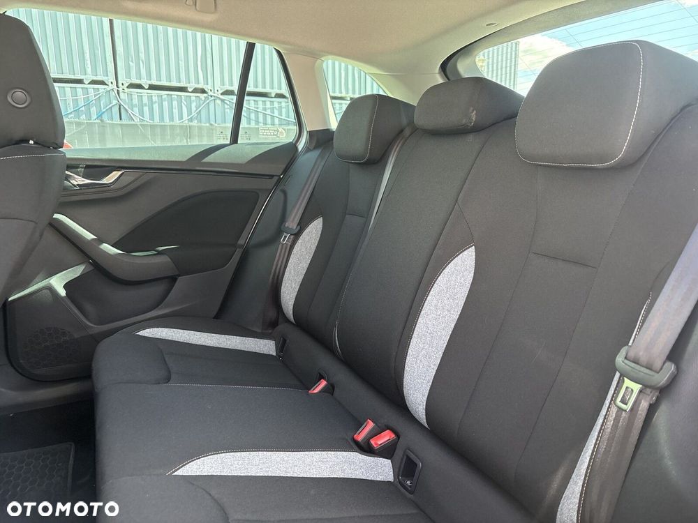 Skoda Scala 1.0 TSI Selection DSG - 18