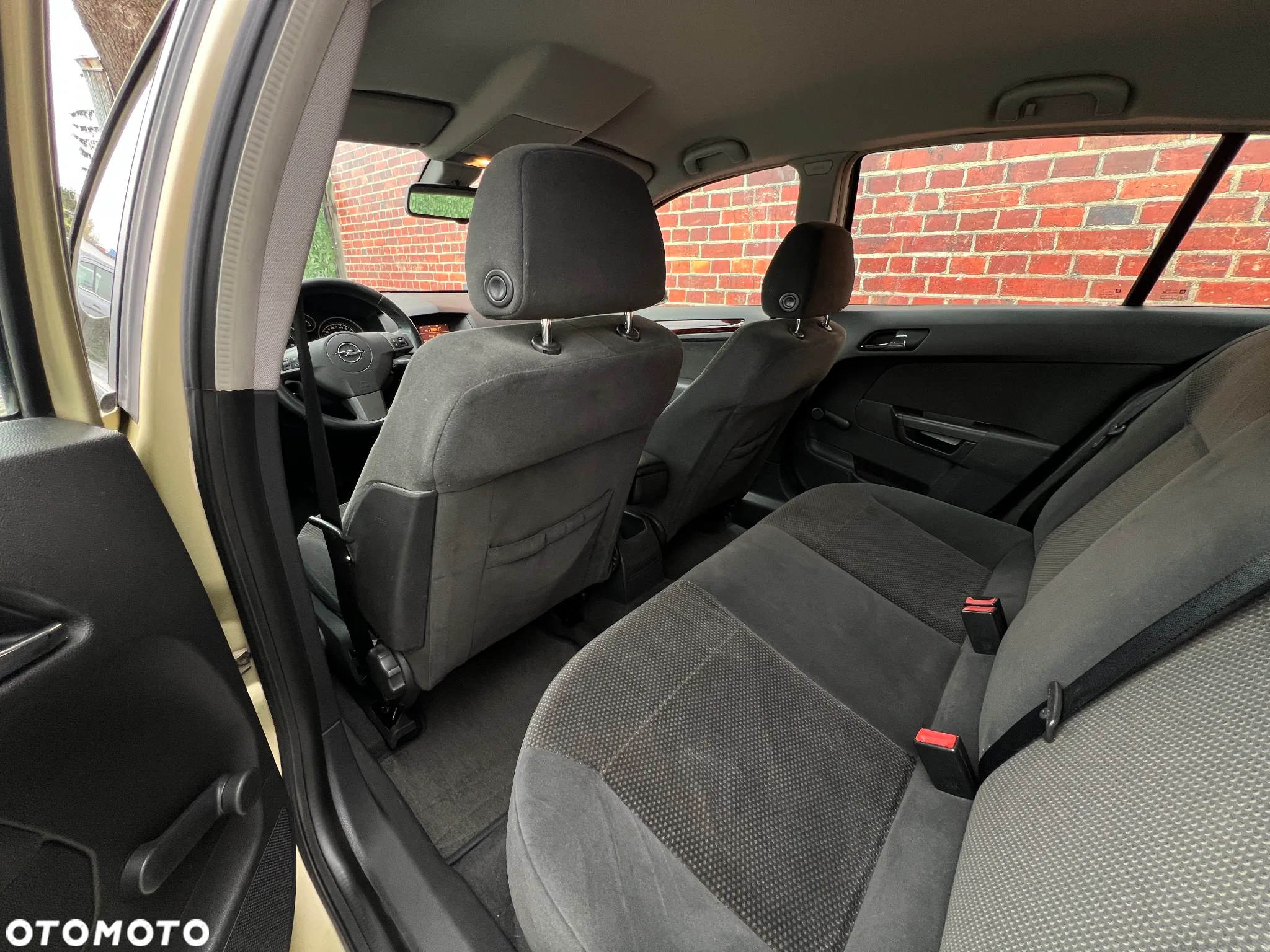 Opel Astra - 11