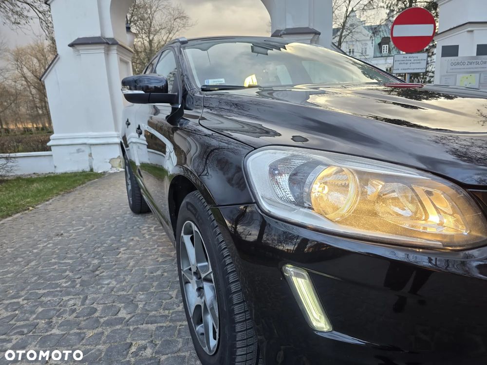 Volvo XC 60 D3 Drive-E Ocean Race - 10