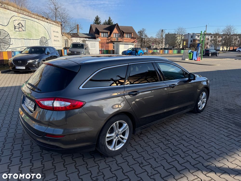 Ford Mondeo SW - 17