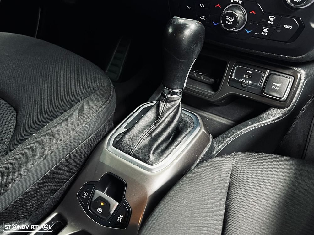 Jeep Renegade 1.6 MJD Limited DCT - 26