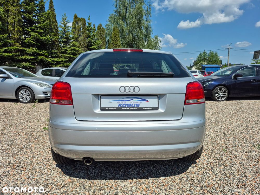 Audi A3 3-drzwiowe 1.6 S Line Sportpaket plus - 26