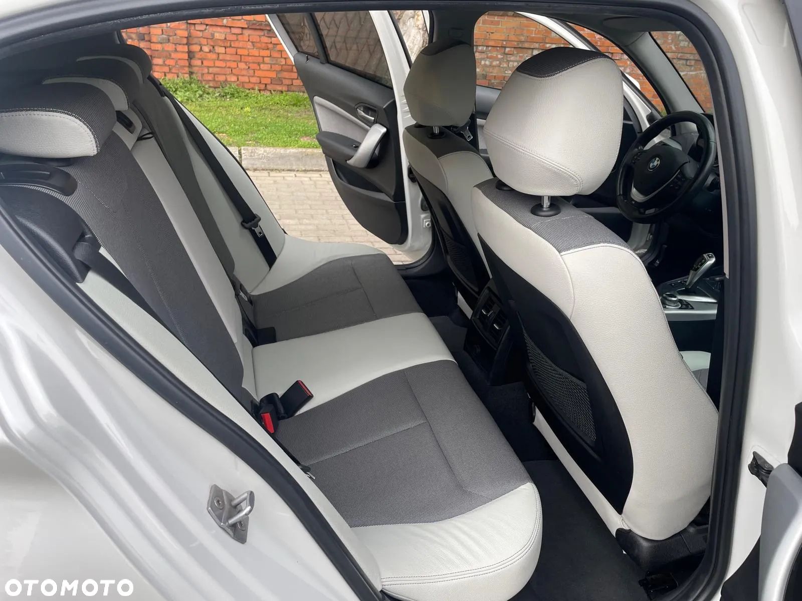 BMW Seria 1 - 15
