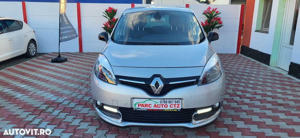 Renault Grand Scenic - 36