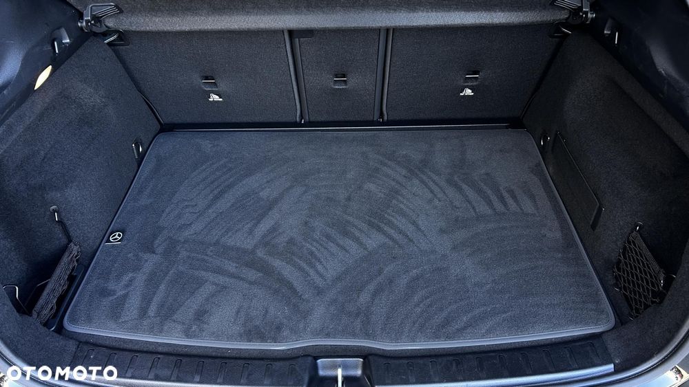 Mercedes-Benz GLA 200 d - 30