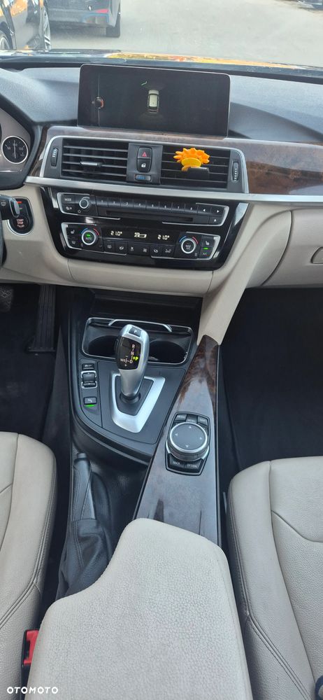 BMW Seria 3 330d Edition Luxury Line Purity - 14