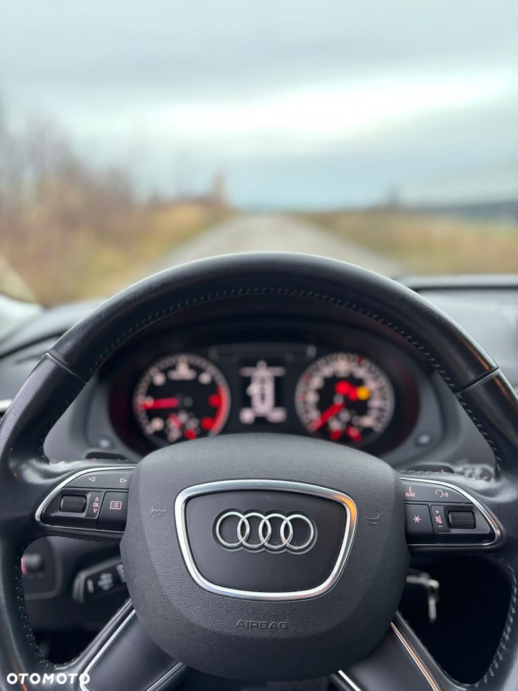 Audi Q3 2.0 TDI S tronic - 10