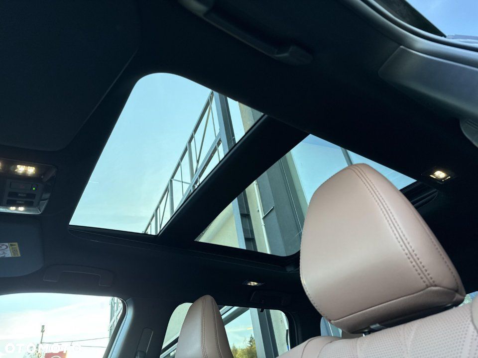 Mitsubishi Outlander - 25