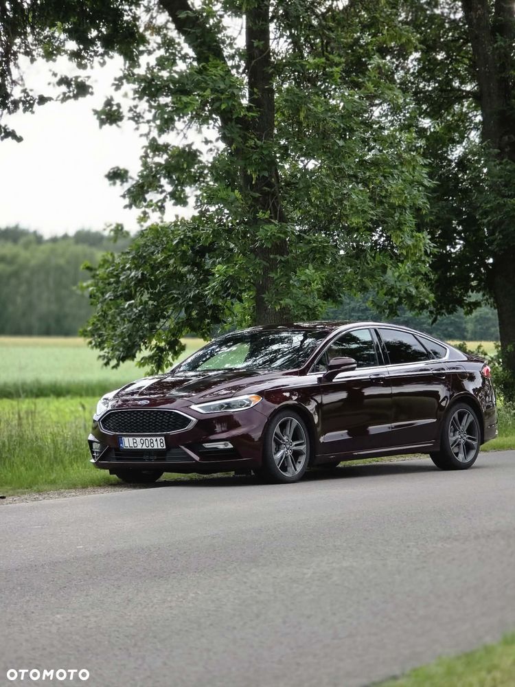 Ford Fusion - 1