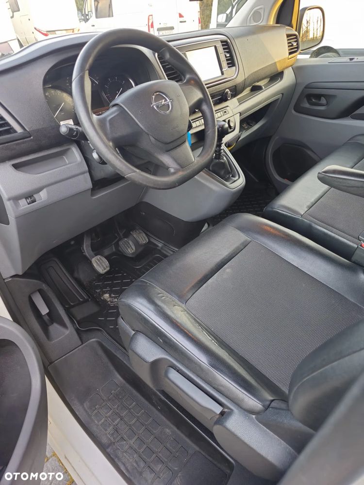 Opel VIVARO - 12