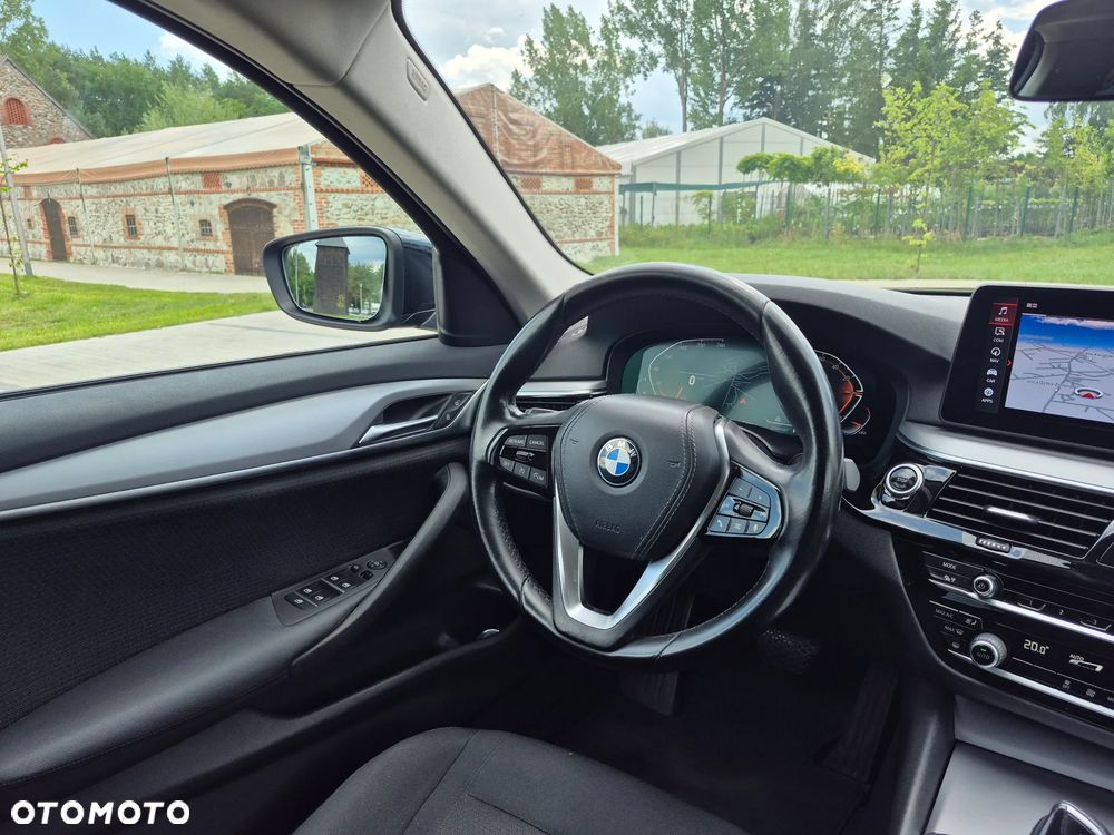 BMW Seria 5 520d xDrive MHEV Business Edition - 19