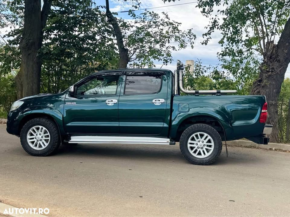 Toyota HILUX - 2