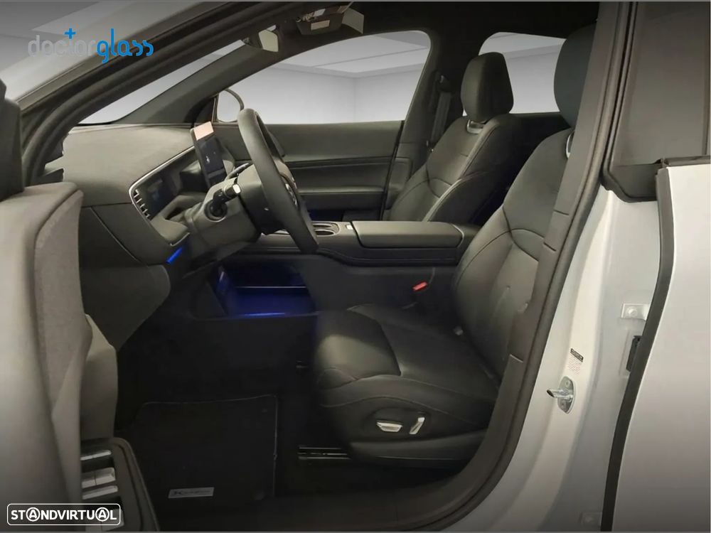 Xpeng G6 66 kWh Standard Range + Gancho de Reboque - 11