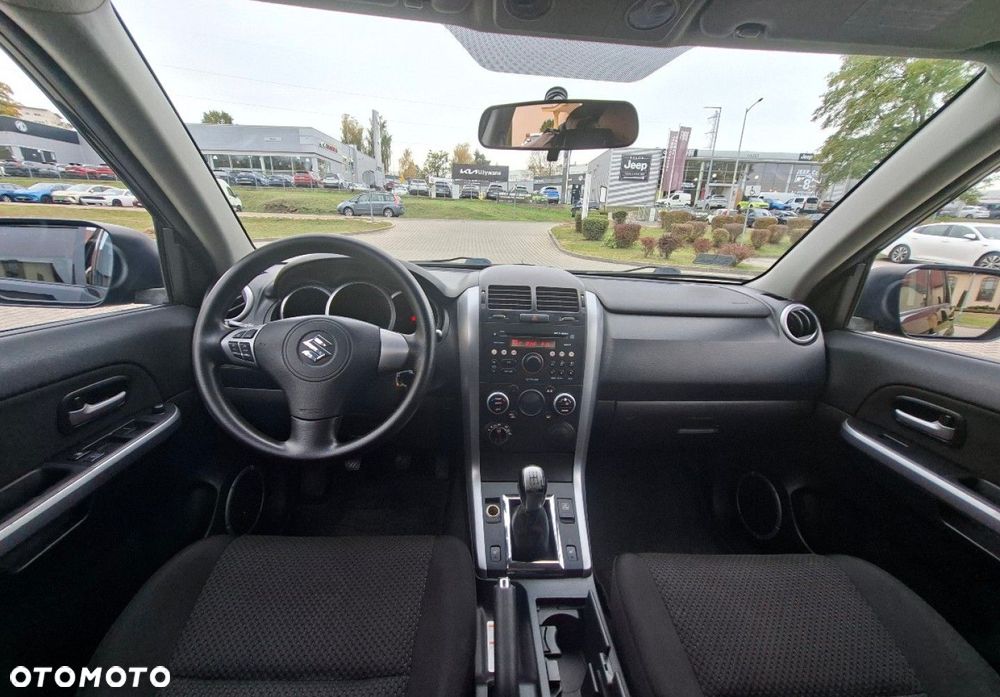 Suzuki Grand Vitara - 29