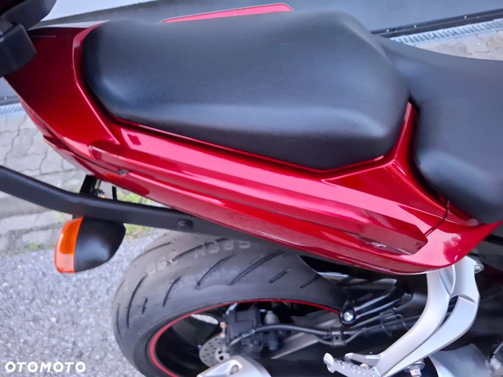 Yamaha FZ - 21