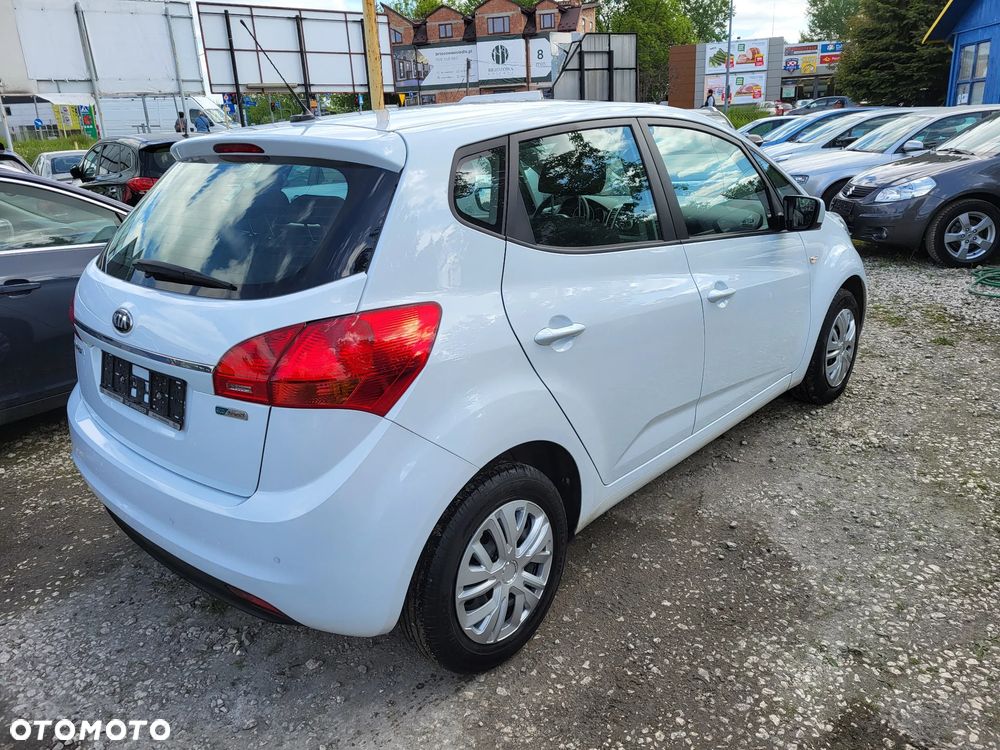 Kia Venga 1.6 CVVT Dream Team Edition - 8
