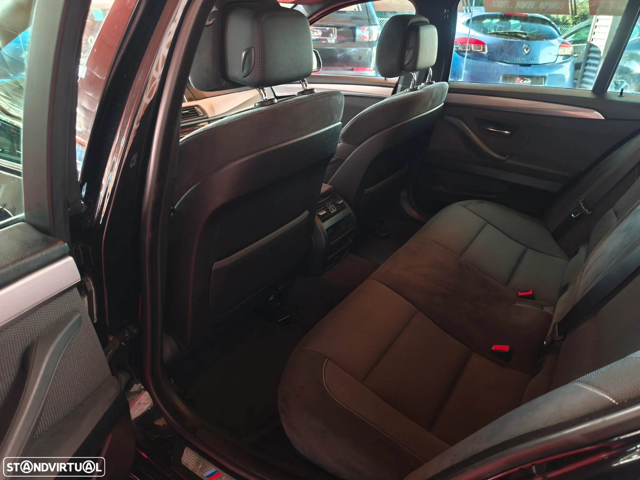 BMW 520 d Pack M - 24
