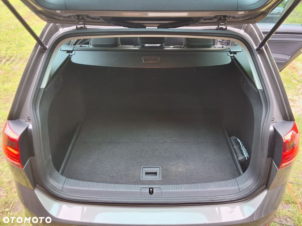 Volkswagen Golf 1.4 TSI (BlueMotion Technology) DSG Highline - 28