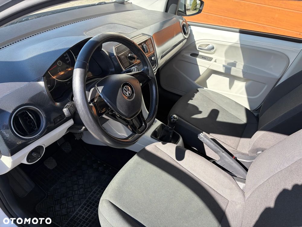 Volkswagen up! 1.0 move - 13