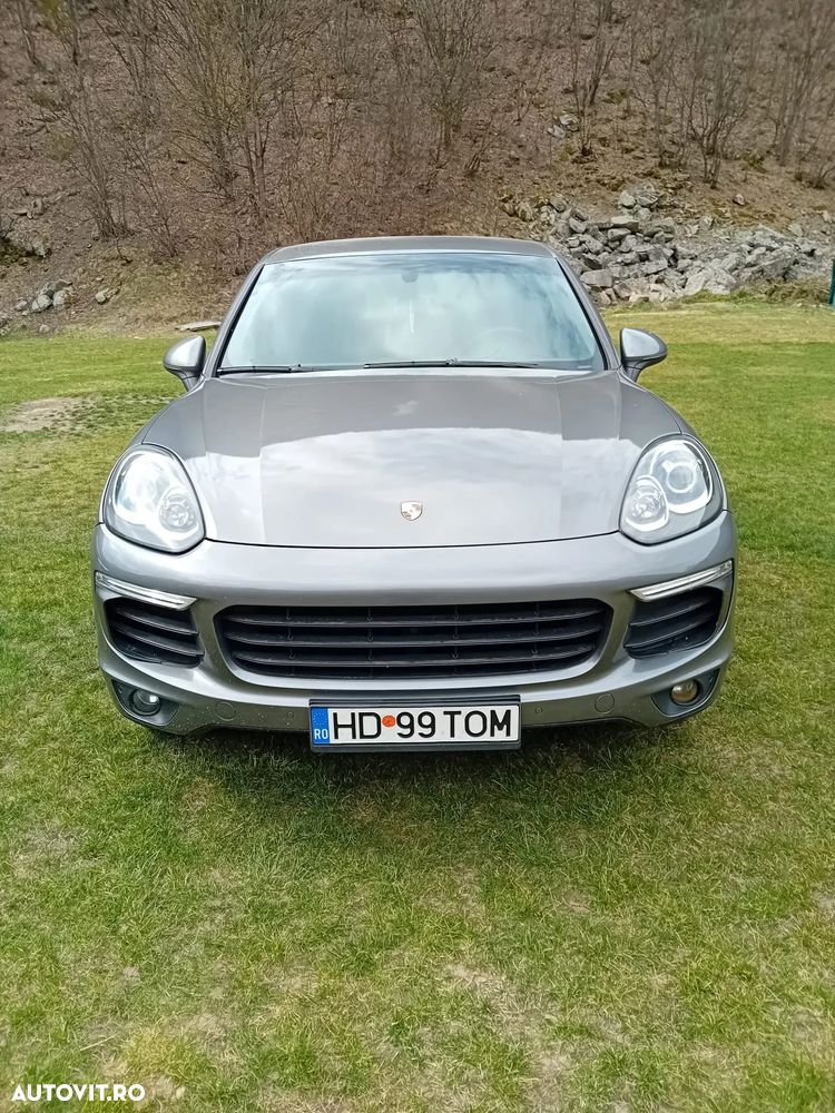 Porsche Cayenne - 7