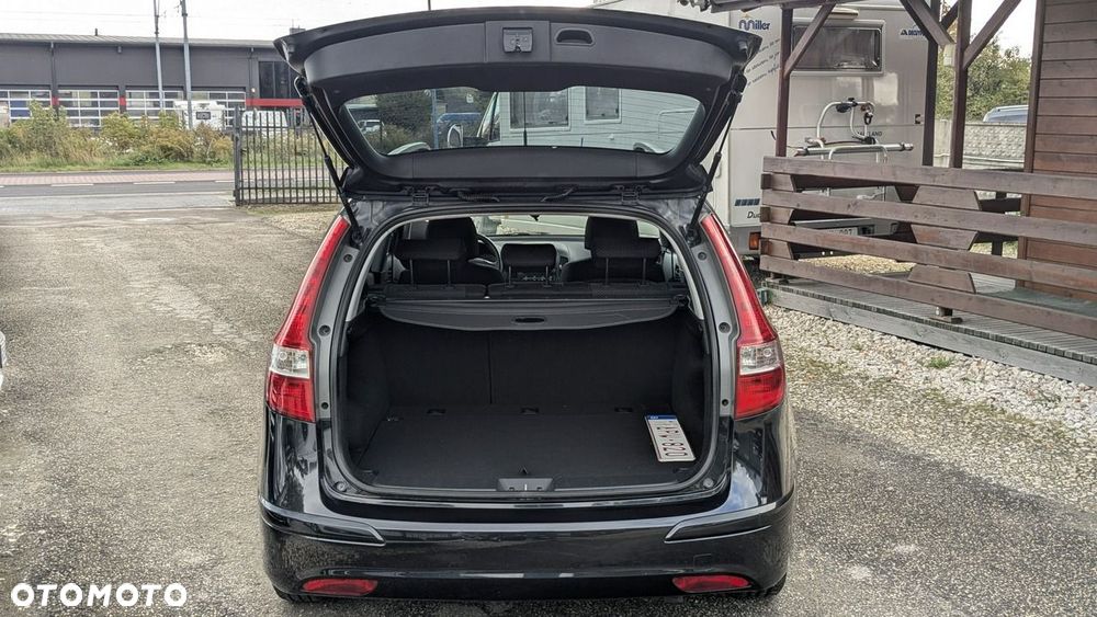 Hyundai i30 1.6 CRDi Base - 34