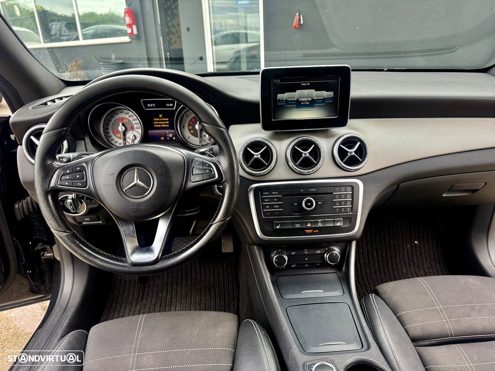 Mercedes-Benz CLA 220 d Shooting Brake AMG Line Aut. - 23