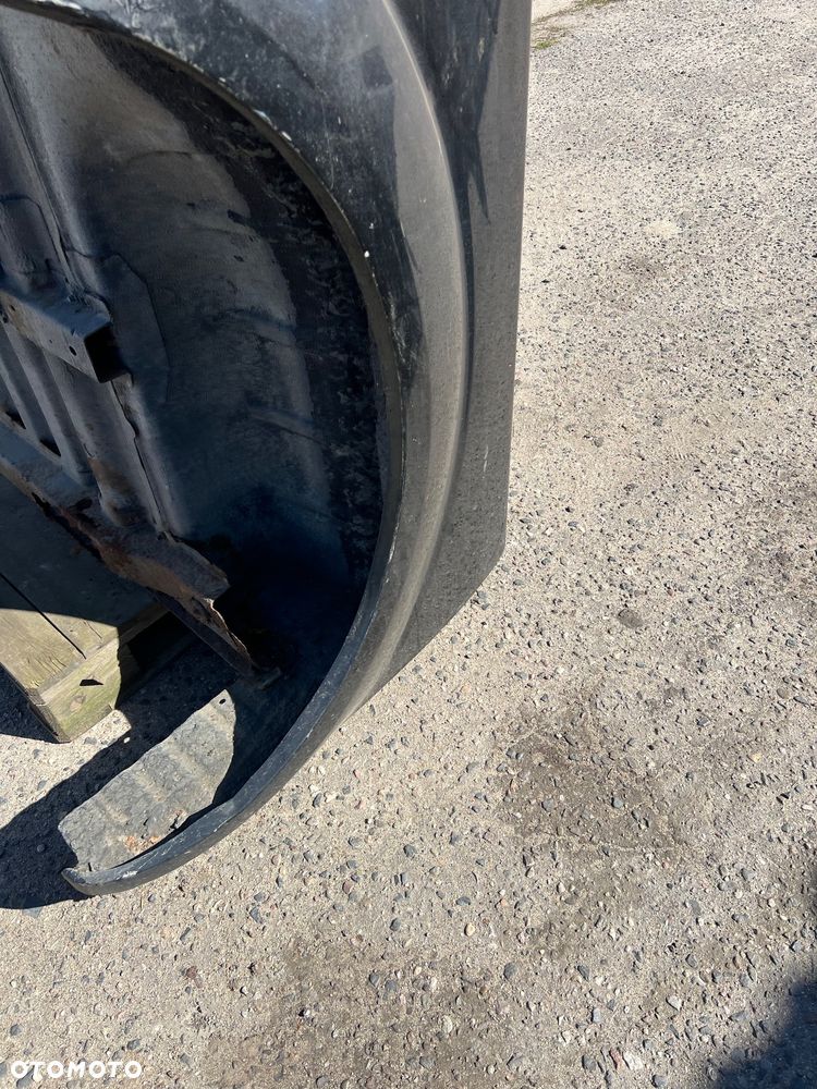 Błotnik prawy zabudowy skrzyni ładunkowej krótka Nissan Navara d40 - 5