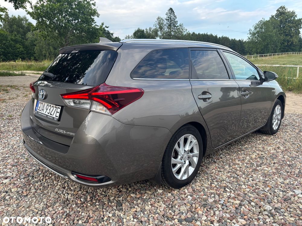 Toyota Auris 1.8 VVT-i Automatik Executive - 4