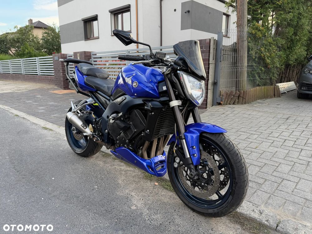 Yamaha FZ - 33