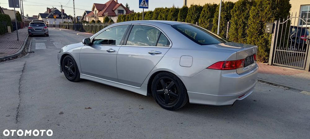 Honda Accord 2.4 i Type S - 2