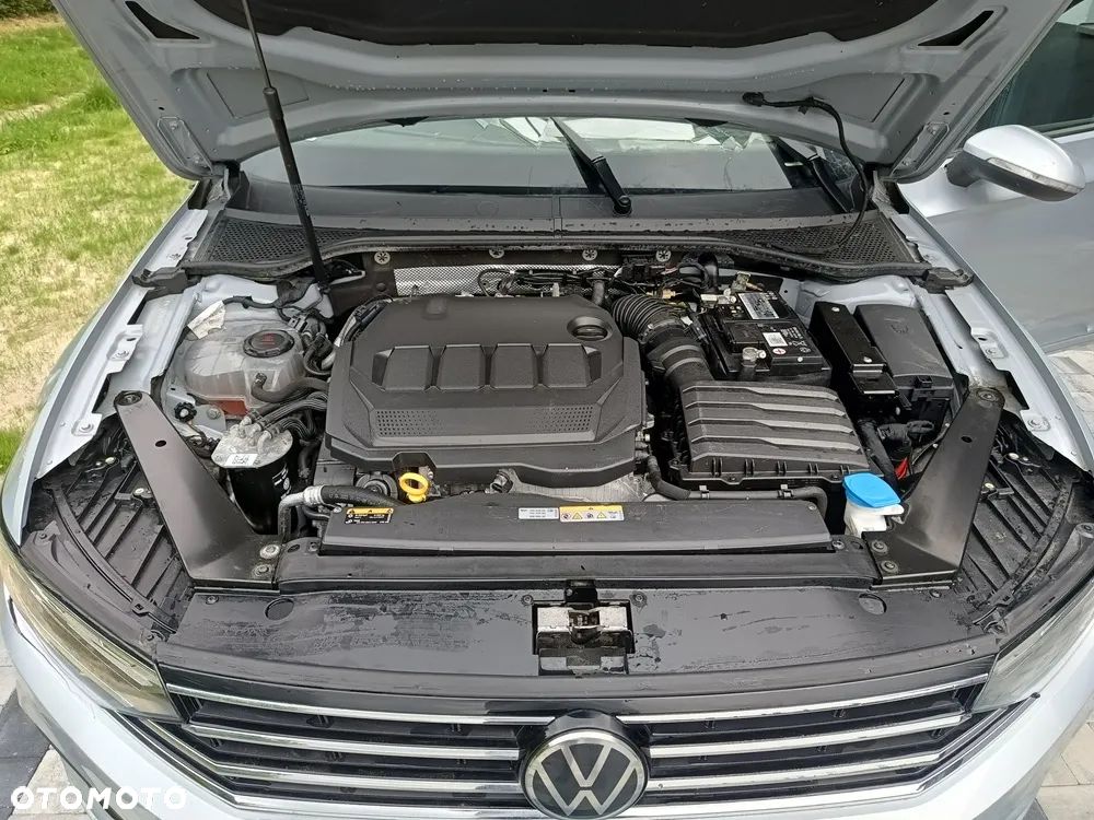 Volkswagen Passat 2.0 TDI EVO Business - 12