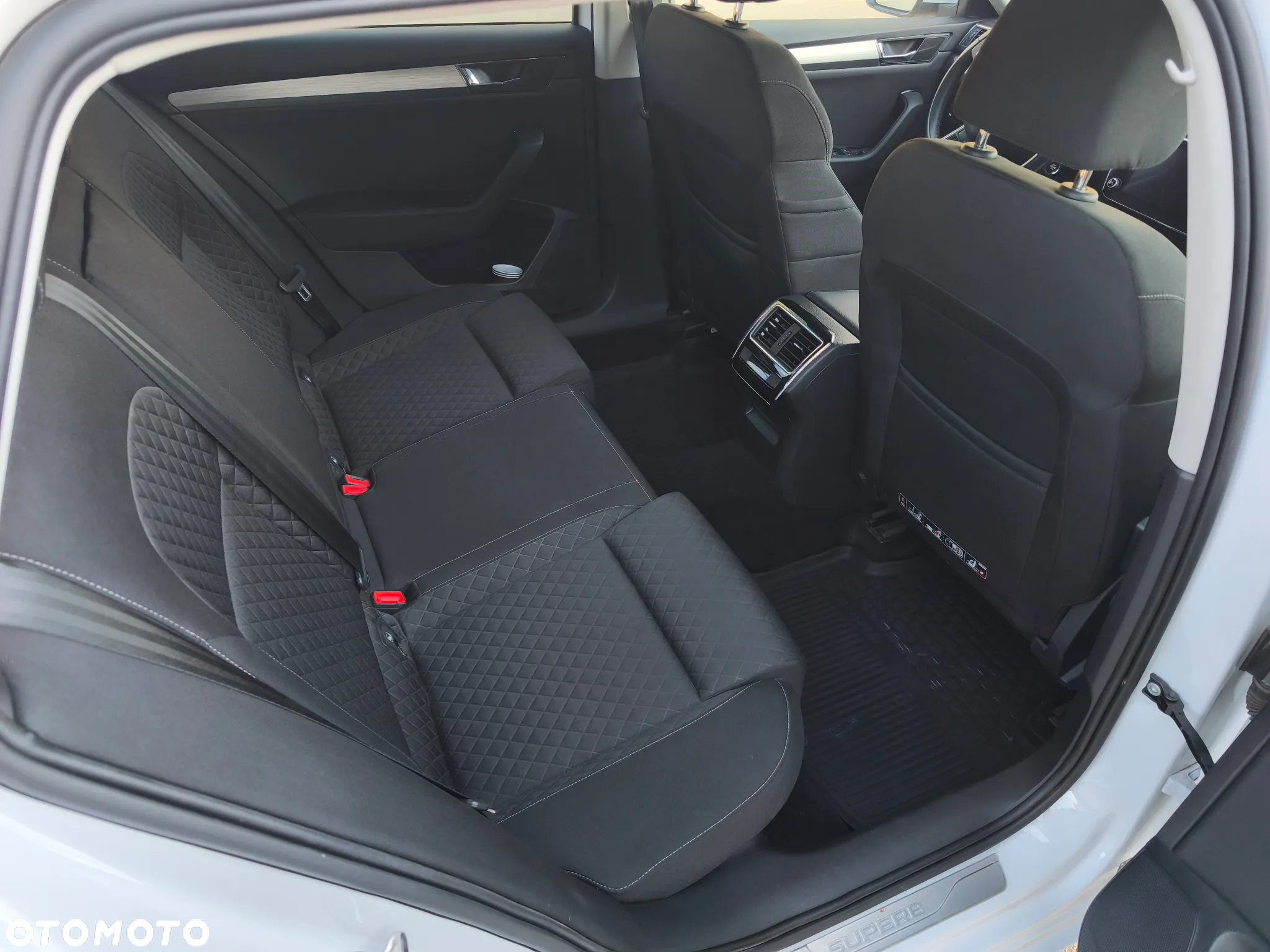 Skoda Superb 2.0 TSI 4x4 Ambition DSG - 19