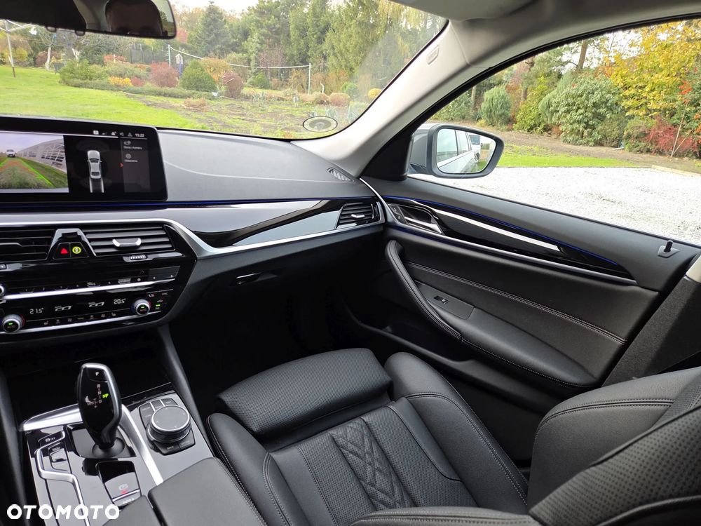 BMW Seria 5 520d Efficient Dynamics Sport Line sport - 16