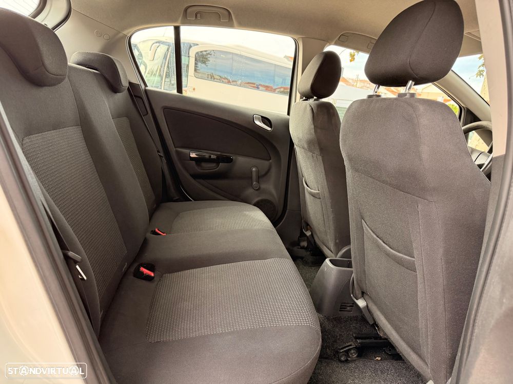 Opel Corsa - 12
