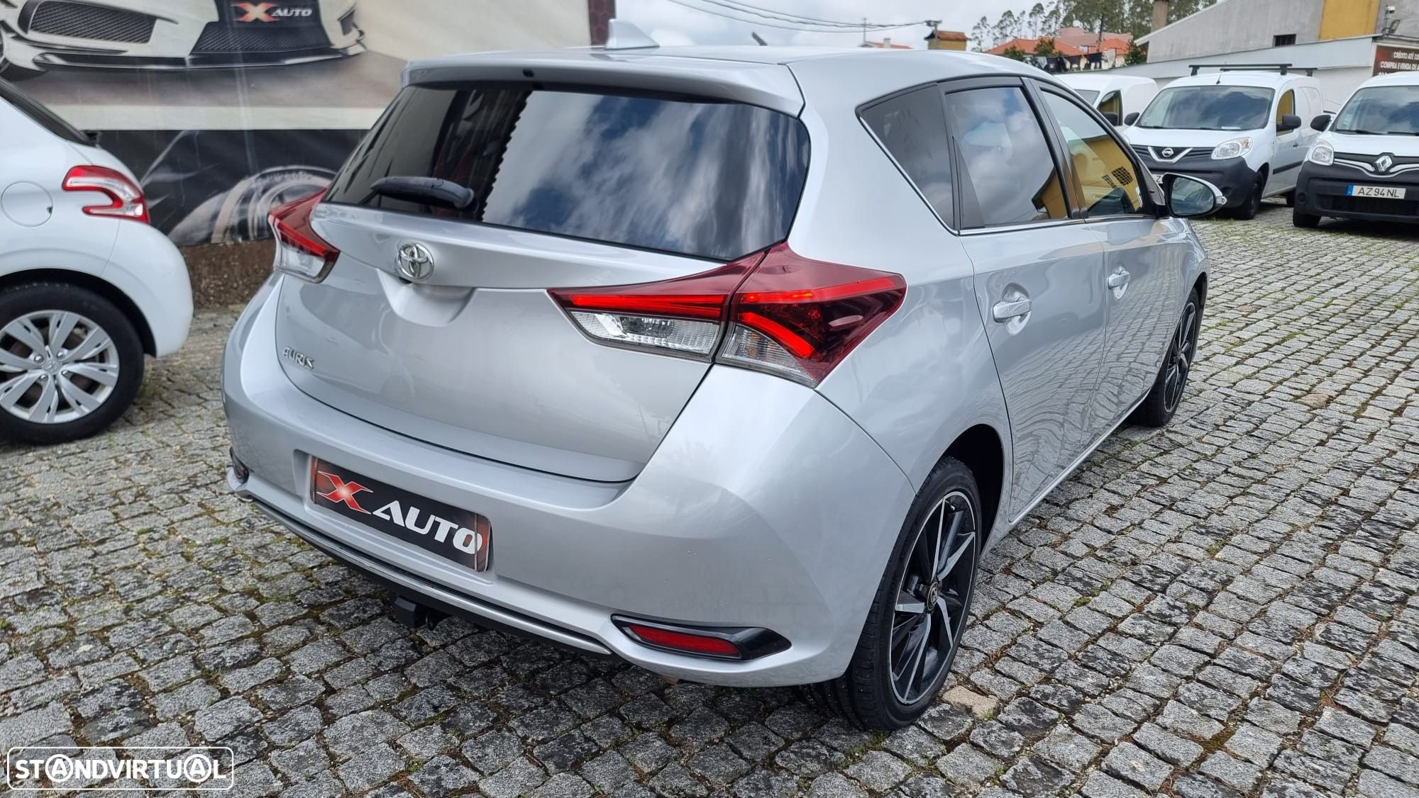 Toyota Auris 1.4 D-4D Comfort+Pack Techno - 5