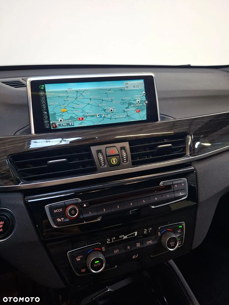 BMW X1 xDrive18d xLine - 21