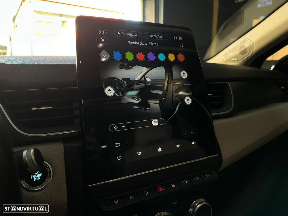 Renault Captur 1.6 E-Tech Plug-In Initiale Paris - 30