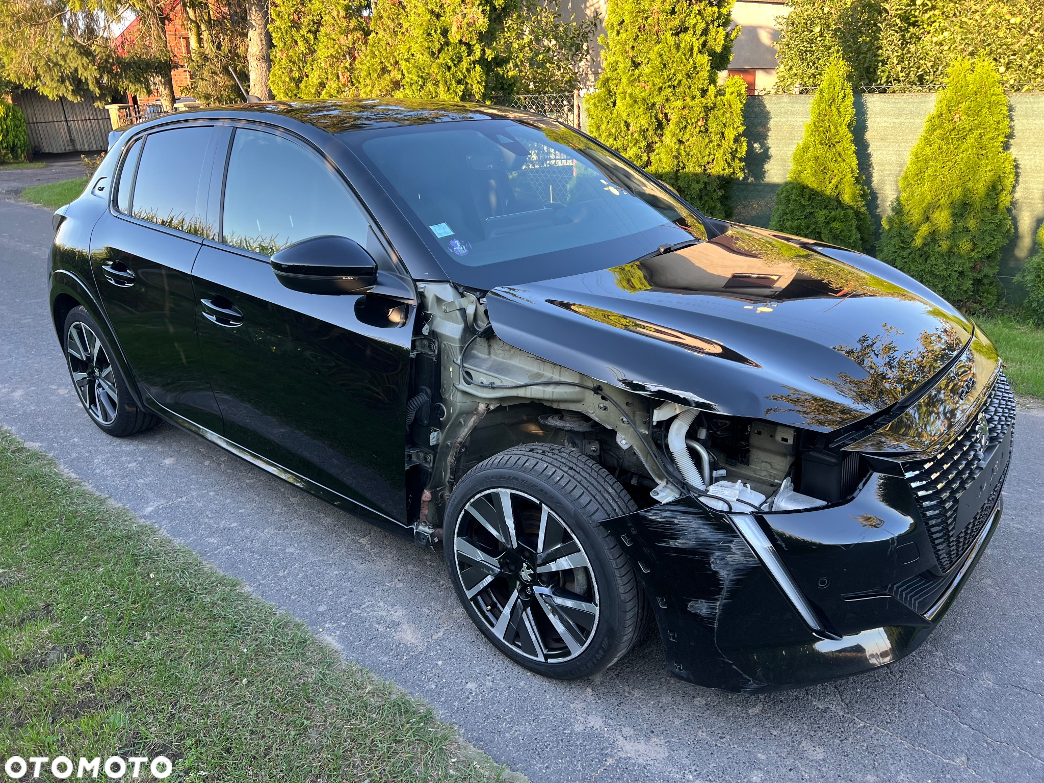 Peugeot 208 1.2 PureTech GT S&S EAT8 - 9