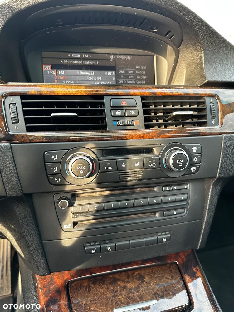 BMW Seria 3 318d - 18