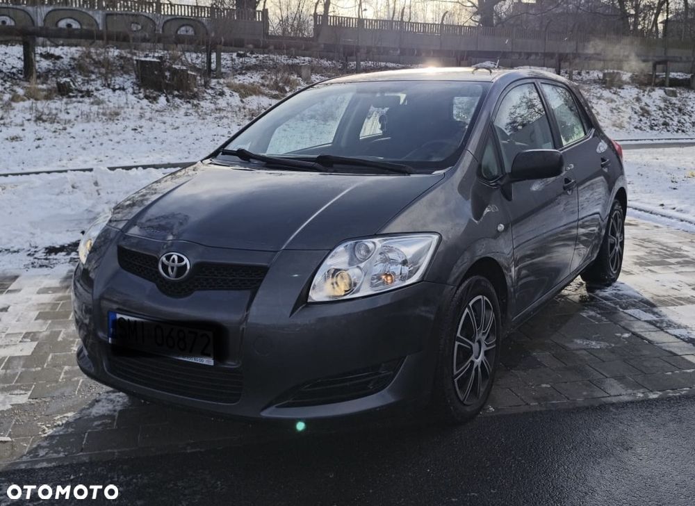 Toyota Auris 1.6 VVT-i Terra - 1