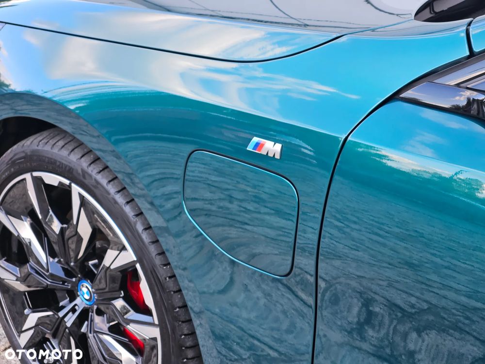 BMW Seria 5 550e xDrive PHEV M Sport - 11
