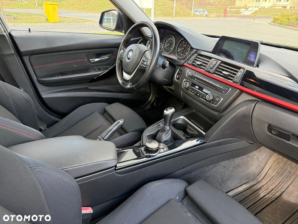BMW Seria 3 - 12