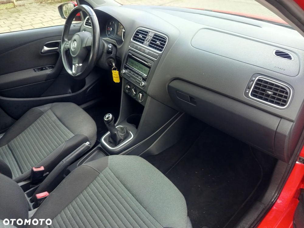 Volkswagen Polo 1.6 TDI Comfortline - 8