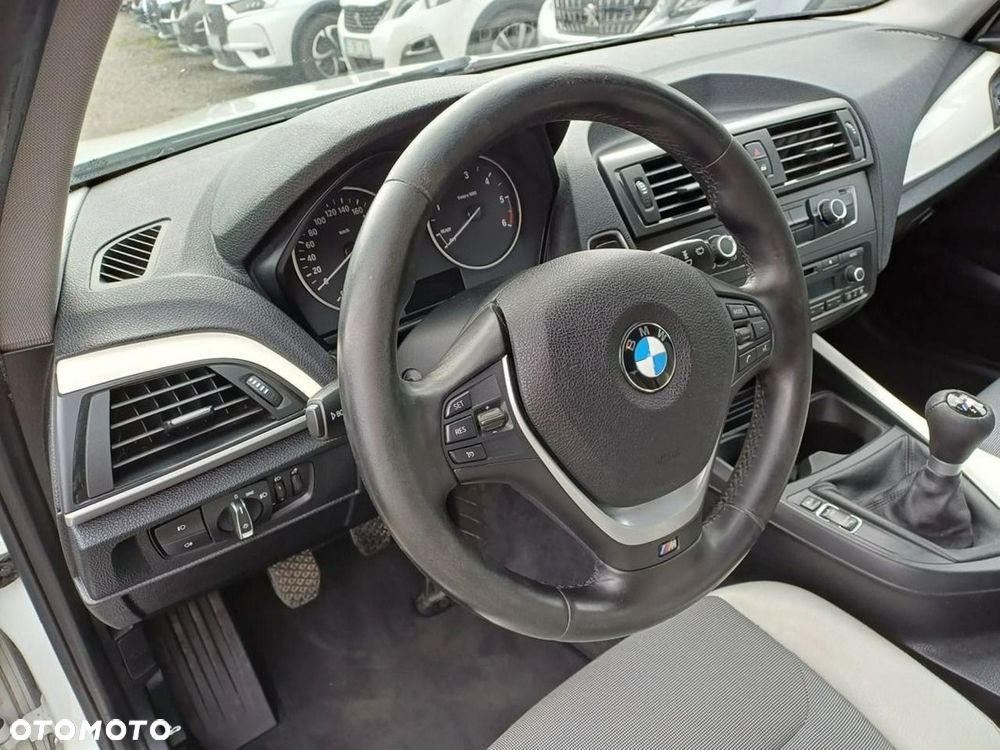 BMW Seria 1 116d EfficientDynamics Edition Sport Line - 16