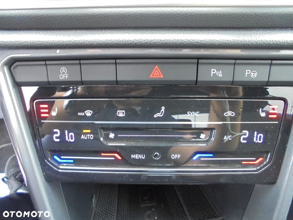 Volkswagen T-Roc 2.0 TDI SCR DSG Style - 20