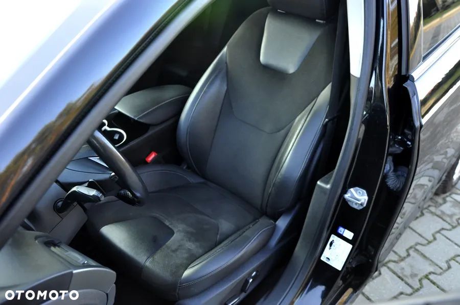 Ford Mondeo 2.0 EcoBoost STart-Stopp Autom Titanium - 26