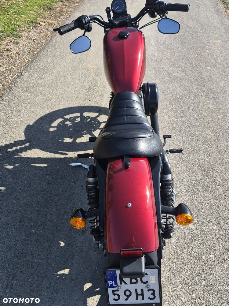 Harley-Davidson Sportster Iron 883 - 13